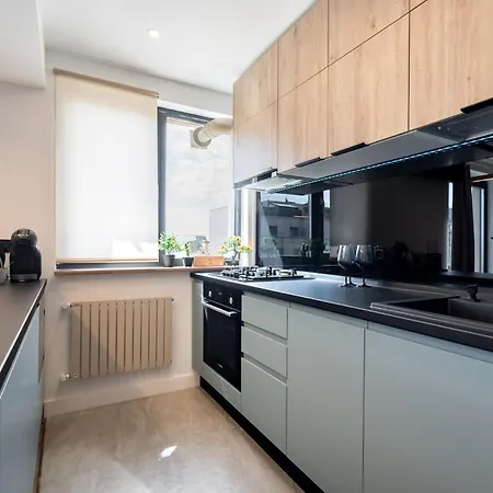 Oasis Romana Square Apartment *