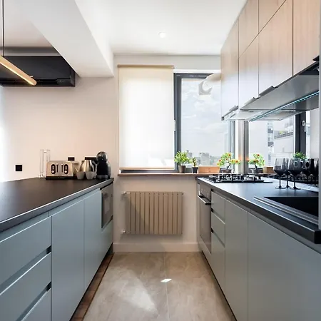 Apartamento Oasis Romana Square