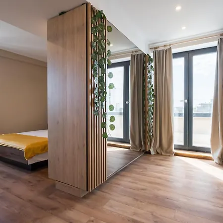 Oasis Romana Square Апартаменты *