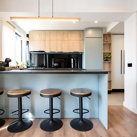 Oasis Romana Square Daire