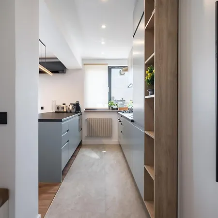 Oasis Romana Square * 布加勒斯特